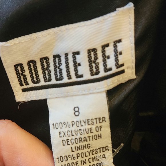 Robbie Bee LBD - Picture 5 of 6